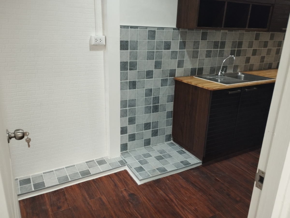 Tiler: Image 7